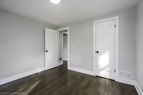 Bedroom - 4247 Anna Ave, Lyons, IL 60534 photo 5 of 5