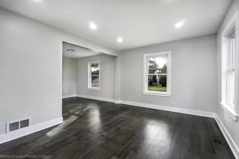 Living - 4247 Anna Ave, Lyons, IL 60534 photo 1 of 4
