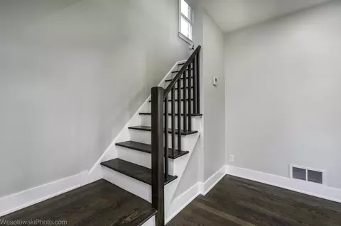 Entry Way - 4247 Anna Ave, Lyons, IL 60534 photo 2 of 2