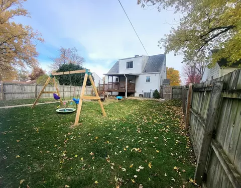 Exterior - 623 S Yates Ave, Kankakee, IL 60901 photo 4 of 5