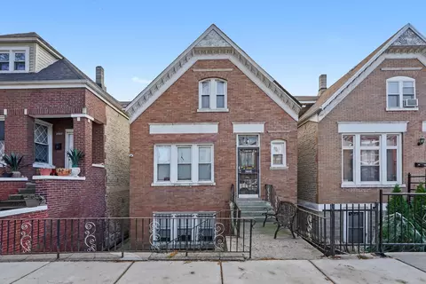2323 W 23rd St, Chicago, IL 60608