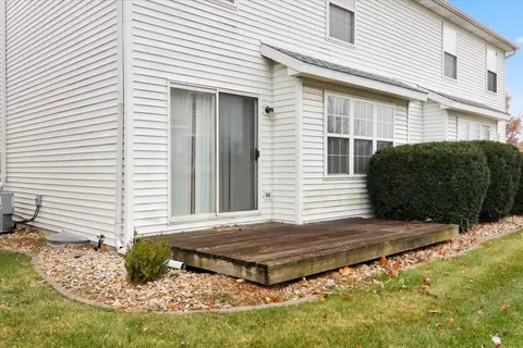 1204 Colonial Ave, Bloomington, IL 61701 photo 17