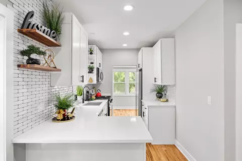 Kitchen - 21 E 140th Ct, Riverdale, IL 60827 photo 3 of 3