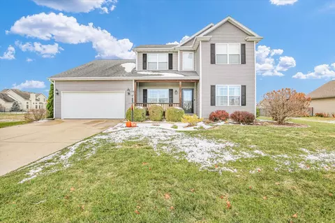 609 Country Acres Rd, Saint Joseph, IL 61873