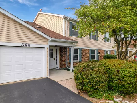 546 N Deer Run Dr #546, Palatine, IL 60067