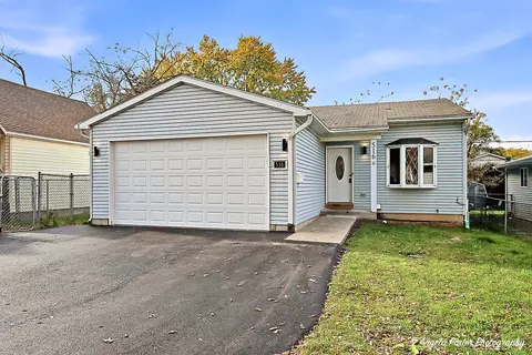 516 Arbor Dr, Round Lake Park, IL 60073