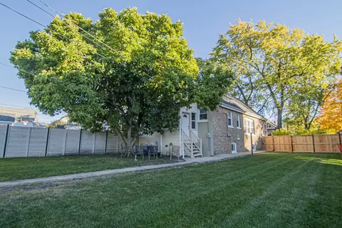 Exterior - Undisclosed, Chicago, IL 60641 photo 3 of 7