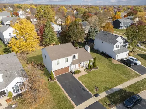 View/Area - 5307 Brindlewood Dr, Plainfield, IL 60586 photo 2 of 11