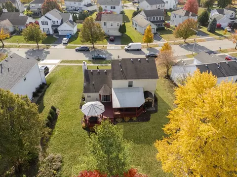 View/Area - 5307 Brindlewood Dr, Plainfield, IL 60586 photo 6 of 11