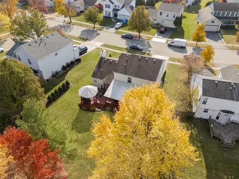 View/Area - 5307 Brindlewood Dr, Plainfield, IL 60586 photo 7 of 11