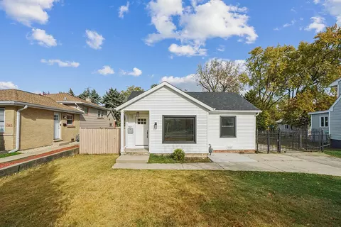 130 Parkview Dr, Northlake, IL 60164