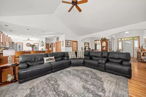 11421 192nd St, Mokena, IL 60448 photo 4