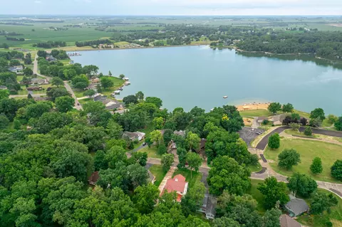 View/Area - 1506 Pier Dr, Davis, IL 61019 photo 4 of 11