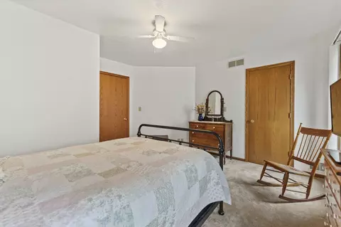 Bedroom - 1506 Pier Dr, Davis, IL 61019 photo 5 of 5