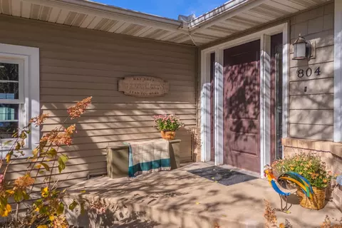 804 Havens Dr, Hudson, IL 61748 photo 8