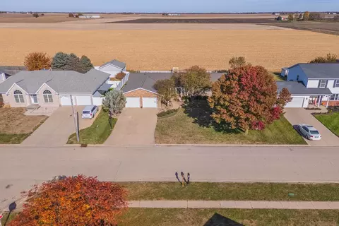 804 Havens Dr, Hudson, IL 61748 photo 39