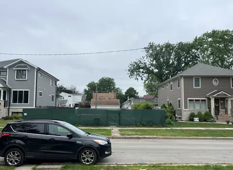6708 N Olympia Ave, Chicago, IL 60631