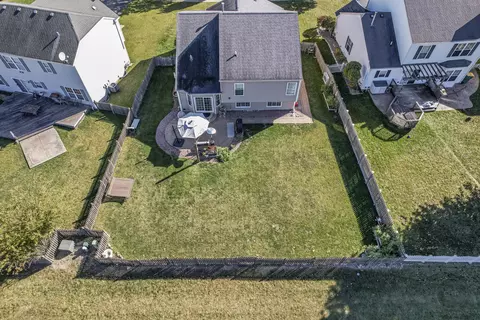 View/Area - 2107 Ashbrook Ct, Plainfield, IL 60586 photo 3 of 5