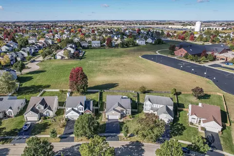 View/Area - 2107 Ashbrook Ct, Plainfield, IL 60586 photo 5 of 5