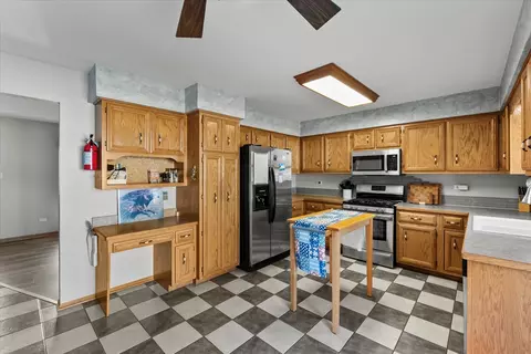 7005 Manchester Dr, Plainfield, IL 60544 photo 9