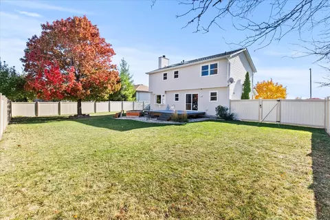 7005 Manchester Dr, Plainfield, IL 60544 photo 3