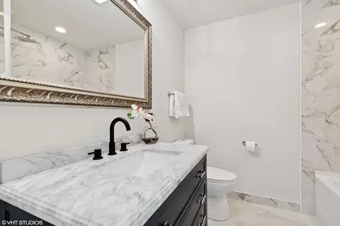 Bath - 20534 Arcadian Dr, Olympia Fields, IL 60461 photo 3 of 3