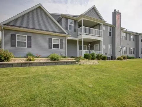 3038 Stillwater Lndg #201, Urbana, IL 61802