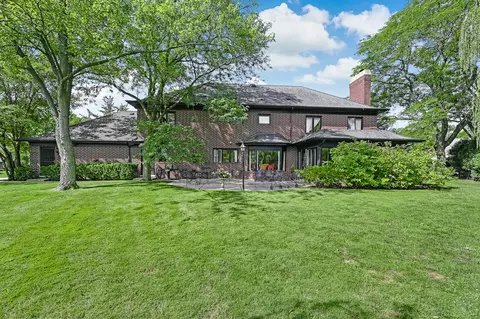 Exterior - 107 Stirrup Ln, Burr Ridge, IL 60527 photo 8 of 8