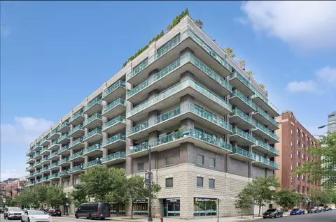 910 W Madison St #408, Chicago, IL 60607