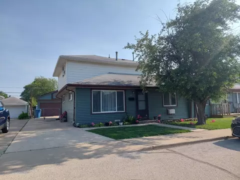 4421 W 87th St, Hometown, IL 60456