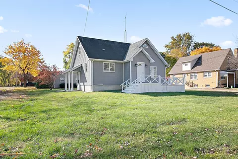290 E 1st Ave, Clifton, IL 60927