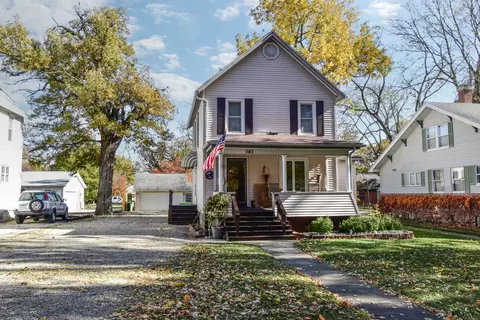543 S 5th St, Fairbury, IL 61739