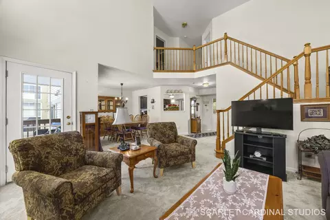 341 Cimarron Rd E, Lombard, IL 60148 photo 8
