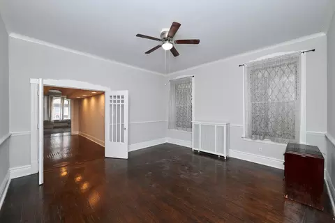 Living - 618 E 50th Pl, Chicago, IL 60615 photo 3 of 6