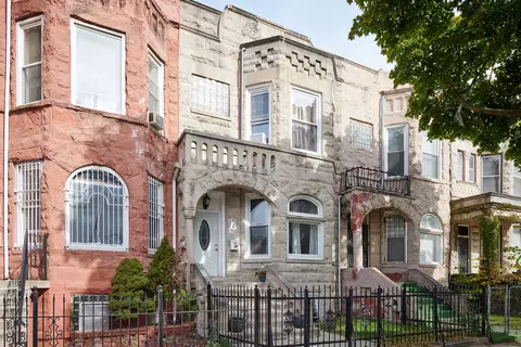 Exterior - 618 E 50th Pl, Chicago, IL 60615 photo 2 of 2