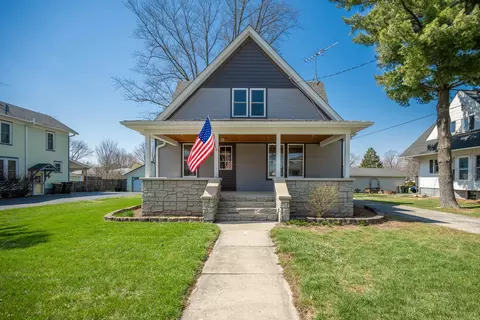 903 S Main St, Yorkville, IL 60560