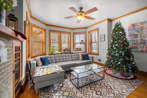 Living - Undisclosed, Berwyn, IL 60402 photo 2 of 3