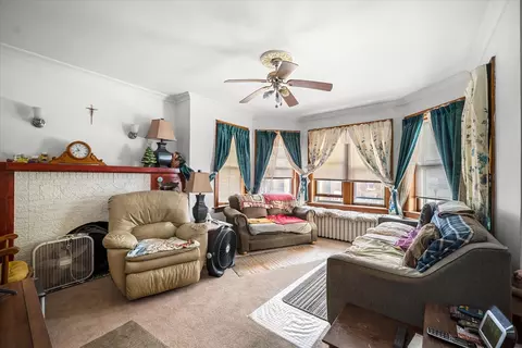 Living - Undisclosed, Berwyn, IL 60402 photo 3 of 3