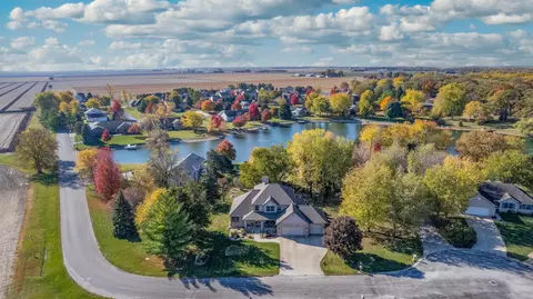 104 Lake View Dr, Fairbury, IL 61739