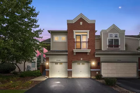 3349 Rosecroft Ln, Naperville, IL 60564