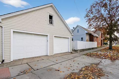Exterior - 7346 W 57th Pl, Summit, IL 60501 photo 4 of 4