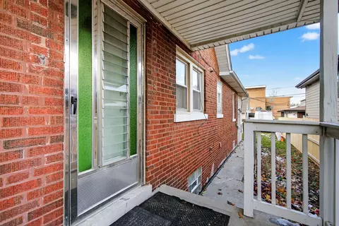 Exterior - 7346 W 57th Pl, Summit, IL 60501 photo 2 of 4