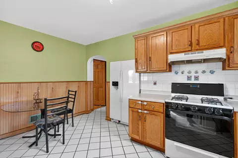 Kitchen - 7346 W 57th Pl, Summit, IL 60501 photo 1 of 4