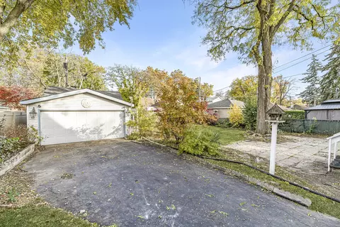 Exterior - 4005 Deyo Ave, Brookfield, IL 60513 photo 10 of 11