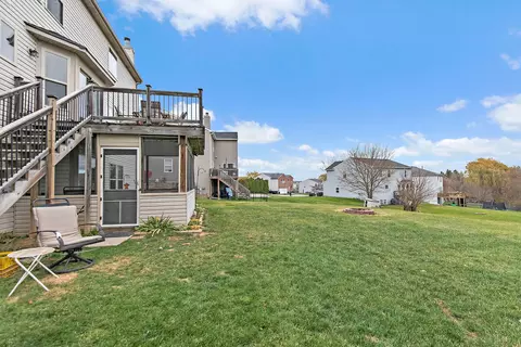 Exterior - 489 Spring Dr, Marengo, IL 60152 photo 4 of 6