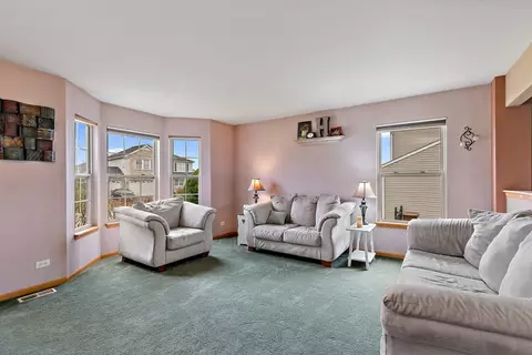 Living - 489 Spring Dr, Marengo, IL 60152 photo 1 of 4