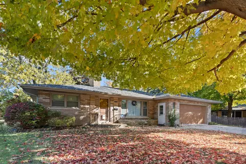 615 Tiffany Dr, Waukegan, IL 60085