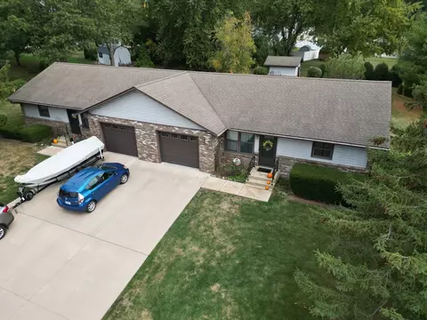 112-114 Wright Dr, Utica, IL 61373