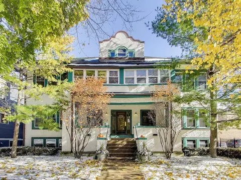 140 N Ridgeland Ave #1S, Oak Park, IL 60302