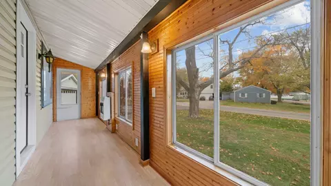 1003 Institute Blvd, Dixon, IL 61021 photo 5